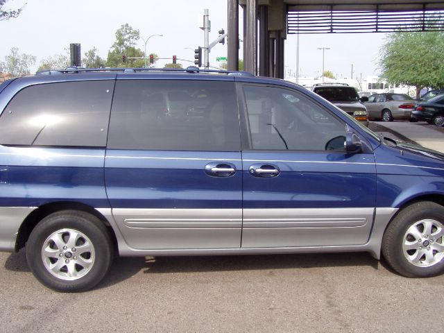 Kia Sedona 2004 photo 3