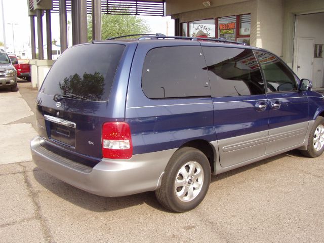 Kia Sedona 2004 photo 4