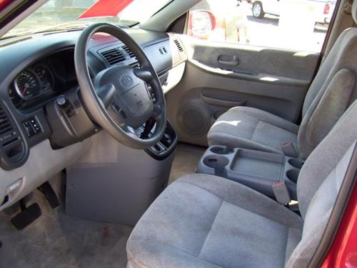 Kia Sedona 2004 photo 4