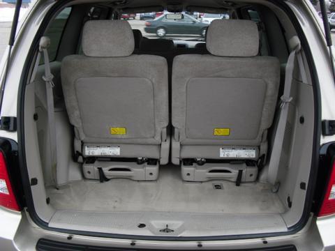 Kia Sedona 2004 photo 1