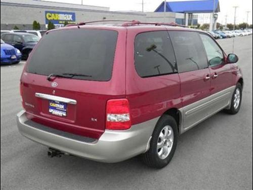 Kia Sedona 2004 photo 2