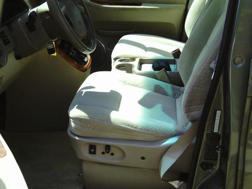 Kia Sedona 2004 photo 2