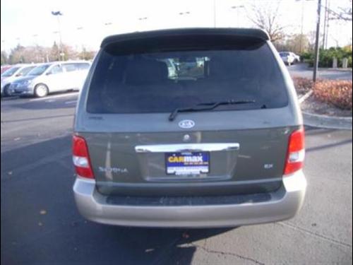 Kia Sedona 2004 photo 3