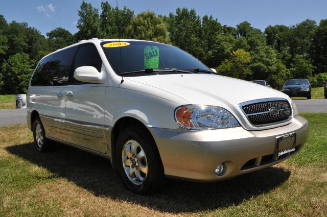 Kia Sedona 2004 photo 2