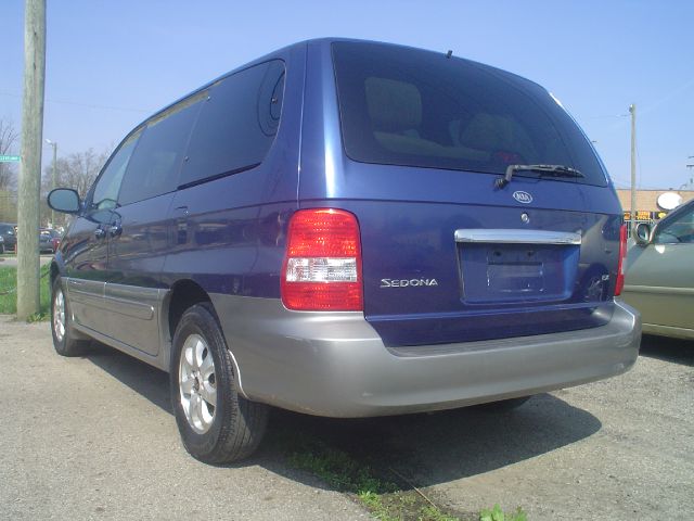 Kia Sedona 2004 photo 4