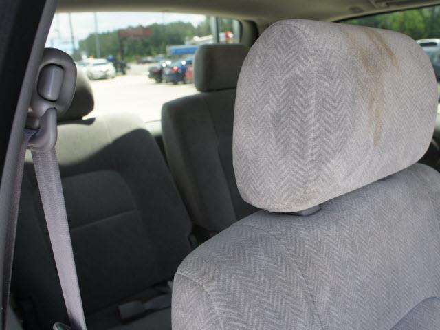 Kia Sedona 2004 photo 15