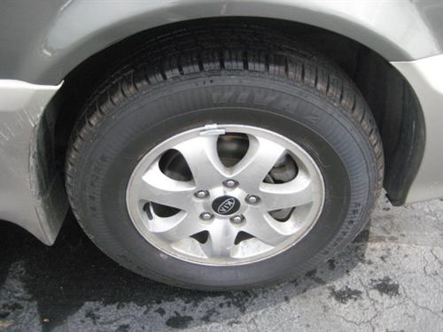 Kia Sedona 2004 photo 2