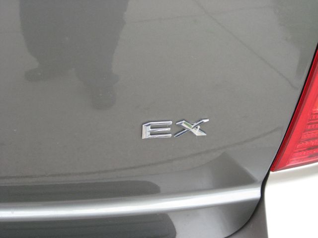 Kia Sedona 2000 Ford Style MiniVan