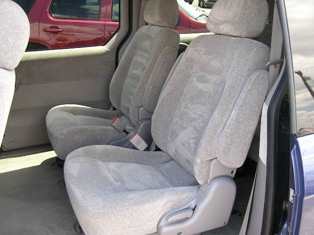 Kia Sedona 2005 photo 4