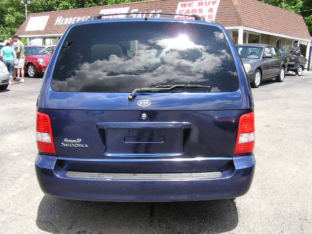Kia Sedona 2005 photo 6
