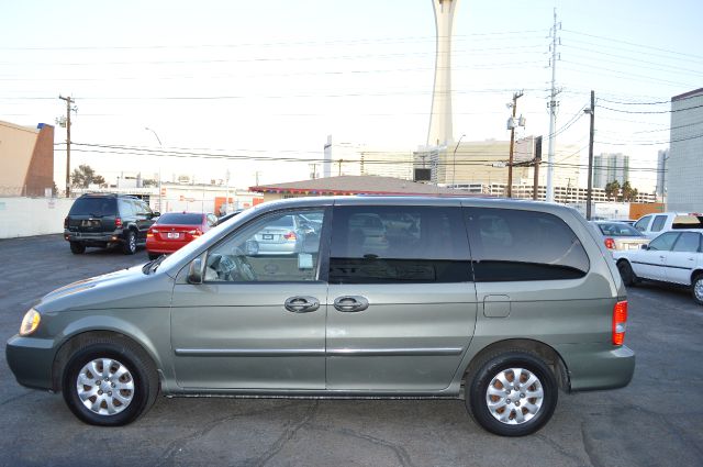 Kia Sedona 2005 photo 3
