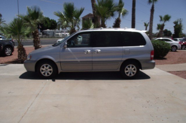 Kia Sedona 2005 photo 4