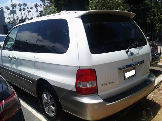 Kia Sedona 2005 photo 1