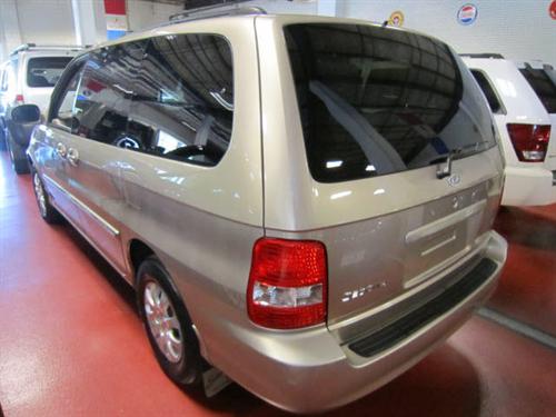 Kia Sedona 2005 photo 3