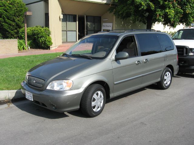 Kia Sedona 2005 photo 10