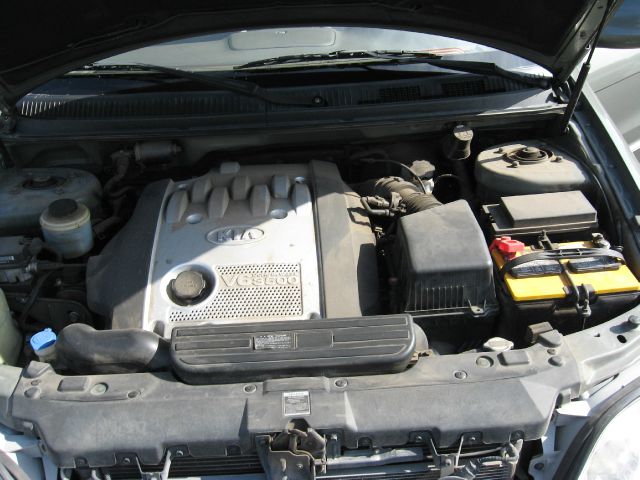 Kia Sedona 2005 photo 3