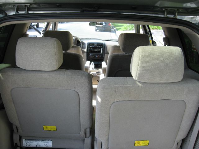 Kia Sedona 2005 photo 4