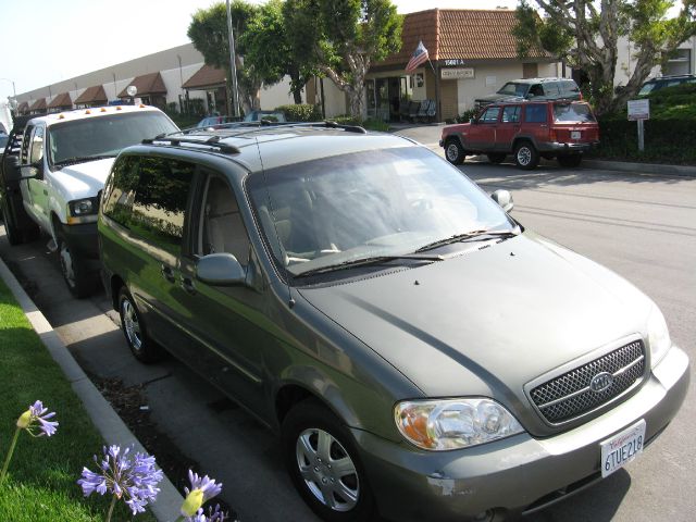 Kia Sedona 2005 photo 9