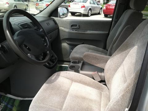 Kia Sedona 2005 photo 2