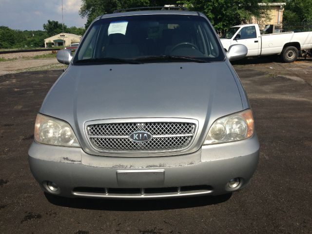 Kia Sedona 2005 photo 3