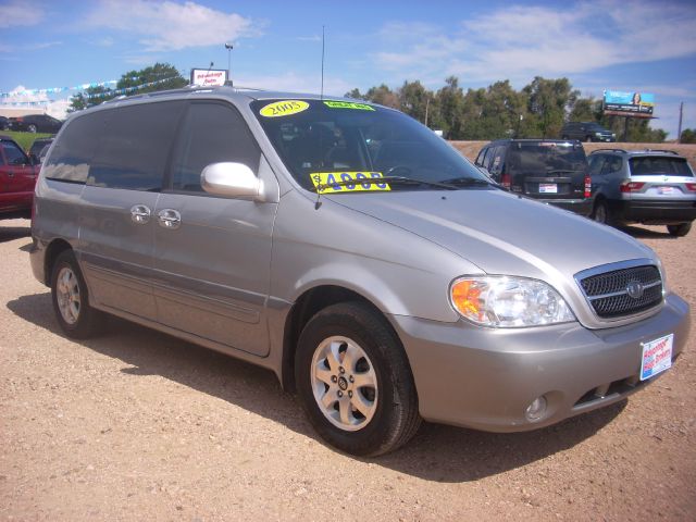 Kia Sedona 2005 photo 1