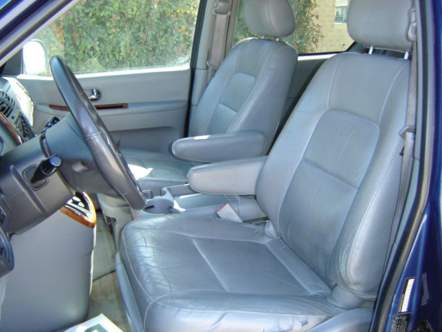Kia Sedona 2005 photo 2
