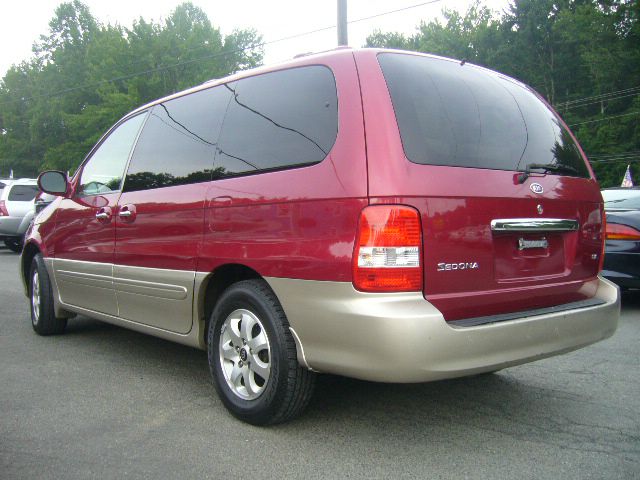 Kia Sedona 2005 photo 1
