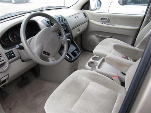 Kia Sedona 2005 photo 3