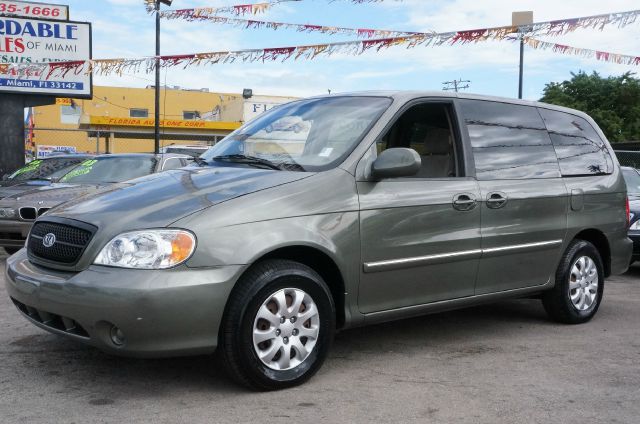Kia Sedona 2005 photo 2