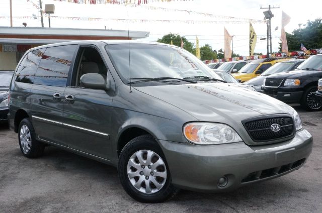Kia Sedona 2005 photo 4