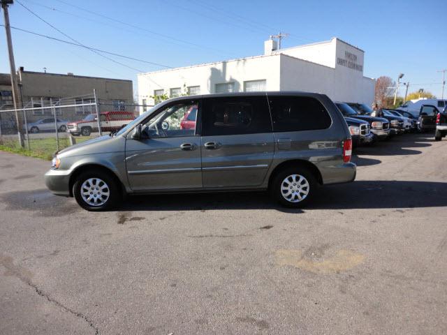Kia Sedona 2005 photo 1