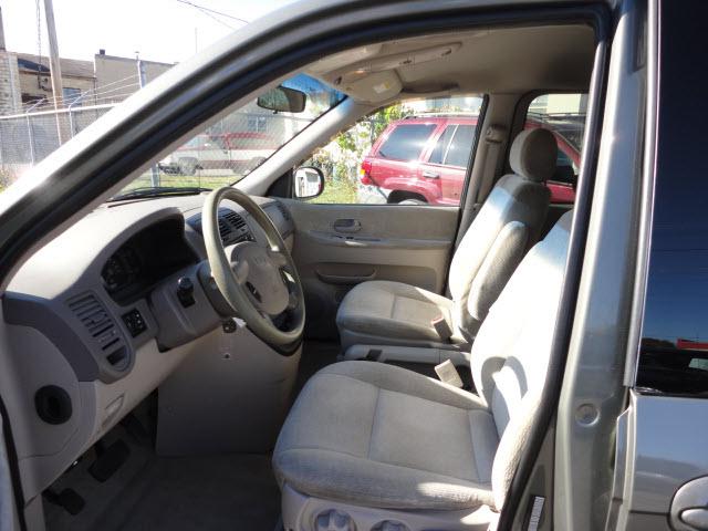 Kia Sedona 2005 photo 4