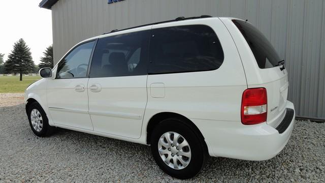 Kia Sedona 2005 photo 4