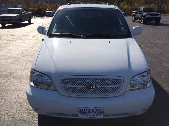 Kia Sedona 2005 photo 3