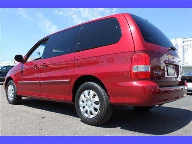 Kia Sedona 2005 photo 4