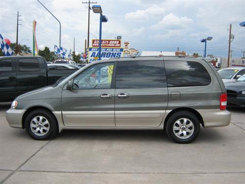 Kia Sedona 2005 photo 2