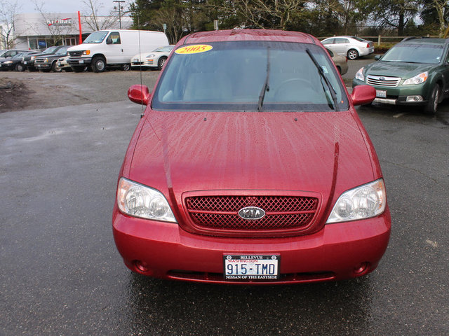 Kia Sedona 2005 photo 5