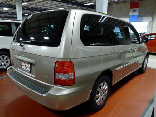 Kia Sedona 2005 photo 2