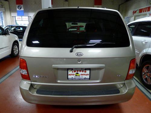 Kia Sedona 2005 photo 3