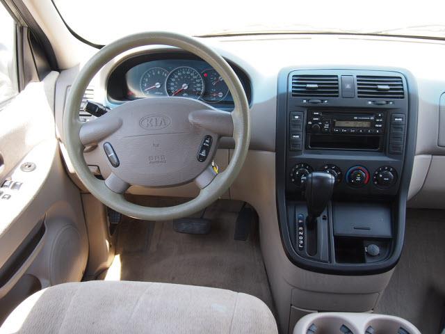 Kia Sedona 2005 photo 1