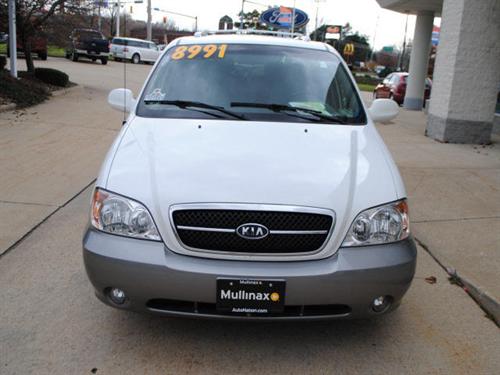 Kia Sedona 2005 photo 1