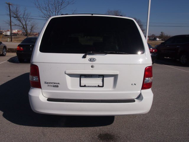 Kia Sedona 2005 photo 5