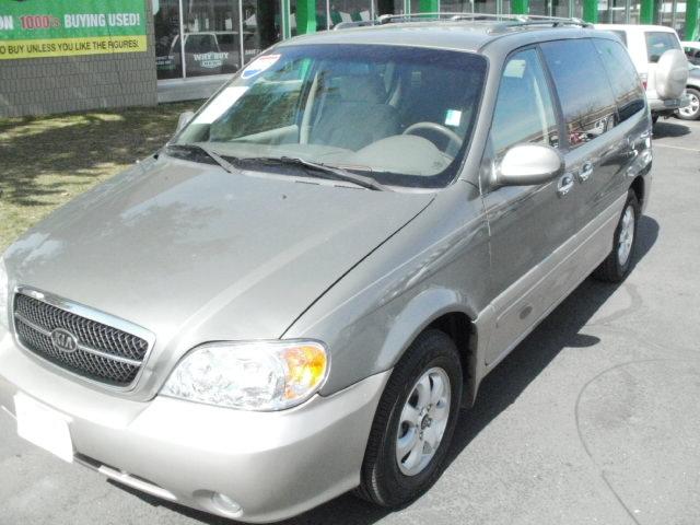 Kia Sedona 2005 photo 4