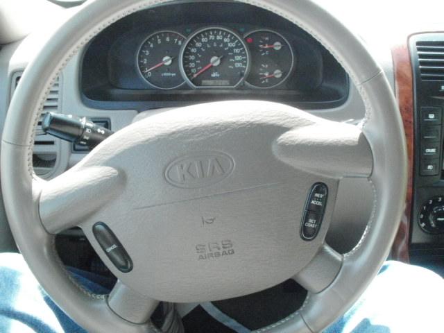 Kia Sedona 2005 photo 5