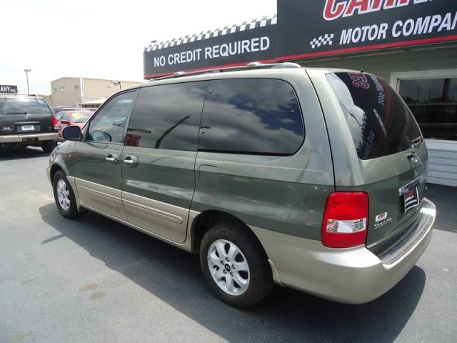 Kia Sedona 2005 photo 1