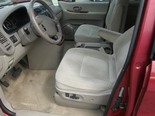 Kia Sedona 2005 photo 3
