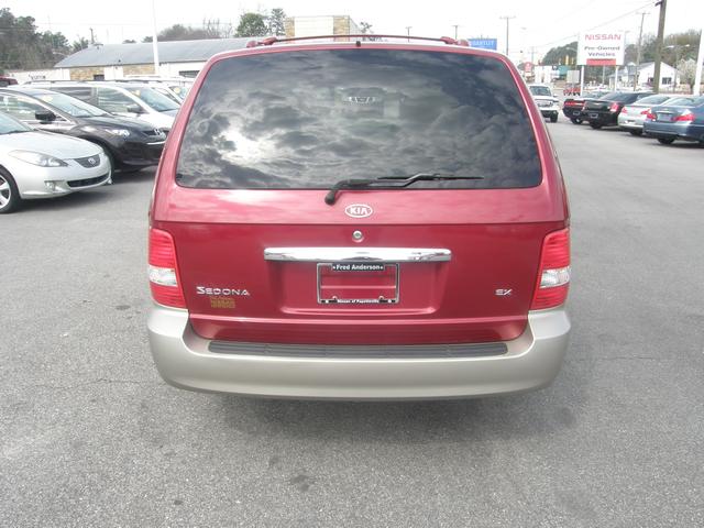 Kia Sedona 2005 photo 5