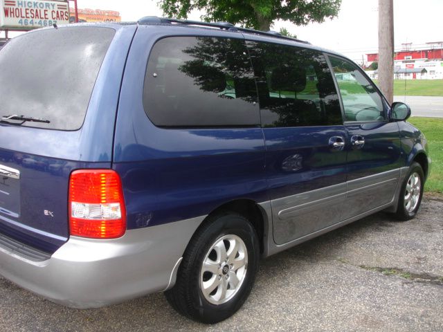 Kia Sedona 2005 photo 1