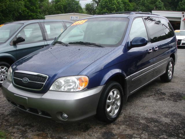 Kia Sedona 2005 photo 2