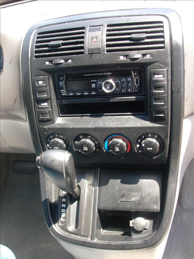 Kia Sedona 2005 photo 4